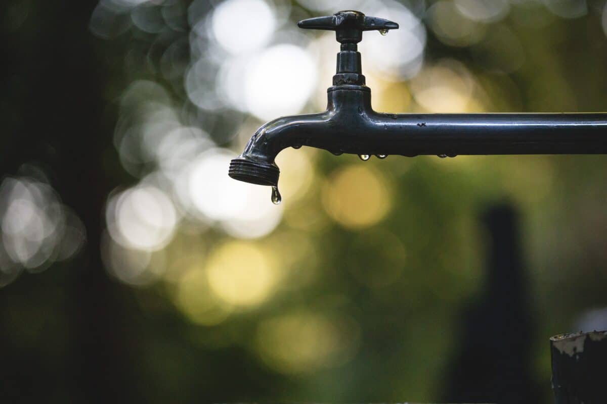 apă restricționată în mai multe localități din județul sibiu - primarii din comune cer locuitorilor să o consume cu prudență