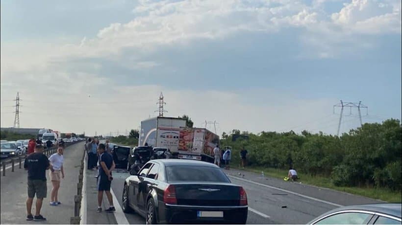 șapte mașini implicate într-un accident mortal pe a1 - pitești - bucurești - traficul blocat