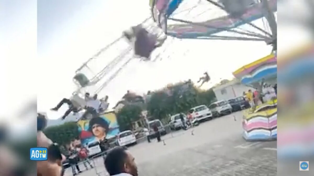 video momentul în care un carusel se dezmembrează - mai mulți copii au fost răniți
