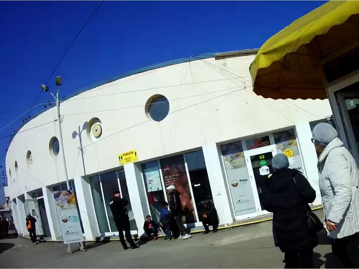 Poliția Locală a pus ochii pe cerșetori - Peste 320 de amenzi în primele șase luni la Sibiu