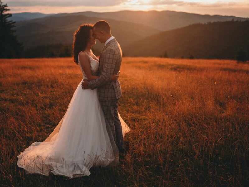 când și cum alegem fotograful de nuntă? - prețuri peste 1400 de euro pentru serviciile de calitate