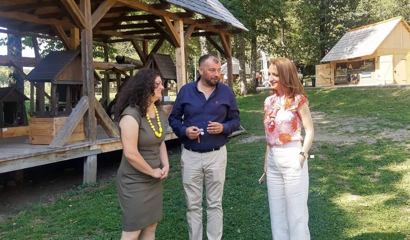 video foto eveniment la muzeul astra - zeci de copii la inaugurarea oficială a platformei etno tehno parc