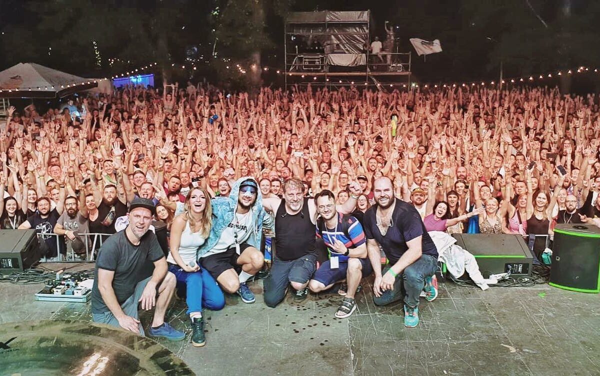 prima ediție a festivalului „astra rock” - vor concerta guano apes, dirty shirt, coma și lună amară