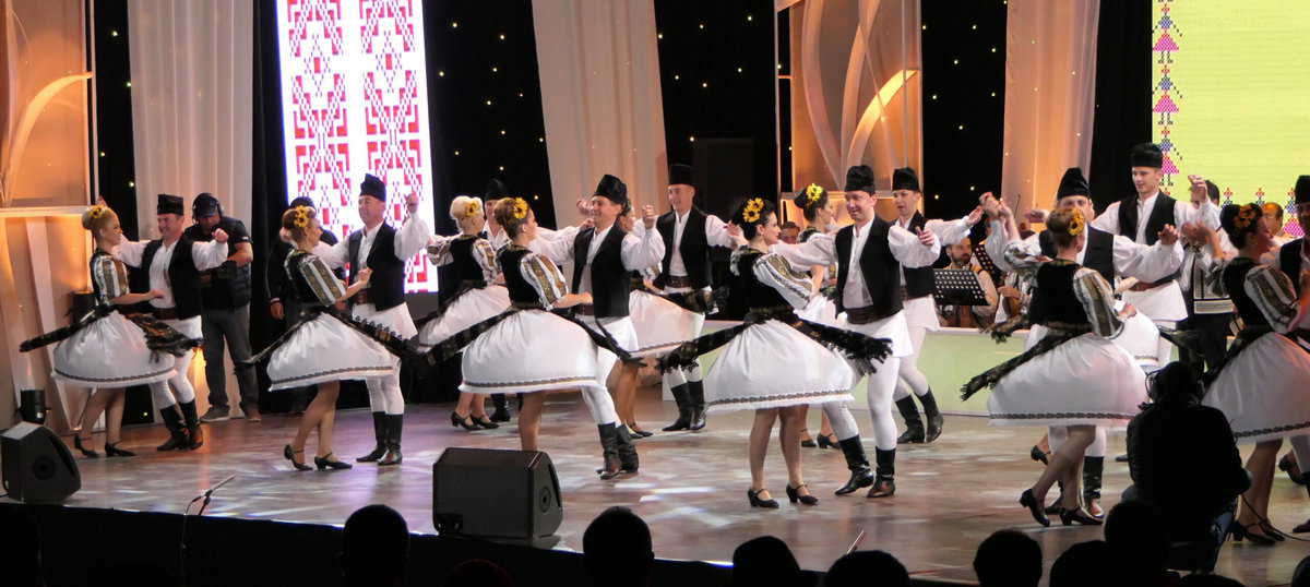 junii sibiului vor susține patru mari spectacole în banat și transilvania
