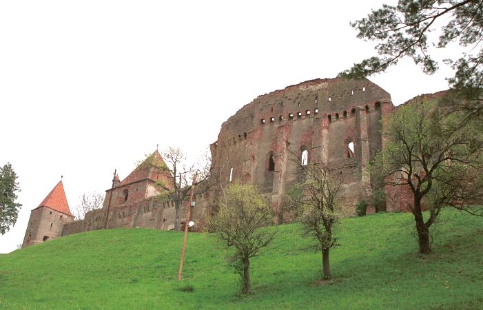 scădere considerabilă a numărului de turiști străini la sibiu - le e teamă să vină din cauza războiului