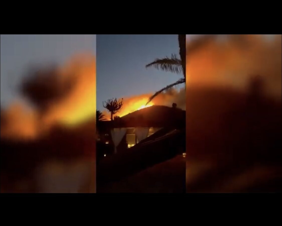 video - incendiu pe o insulă din italia - designerul giorgio armani, printre cei evacuați