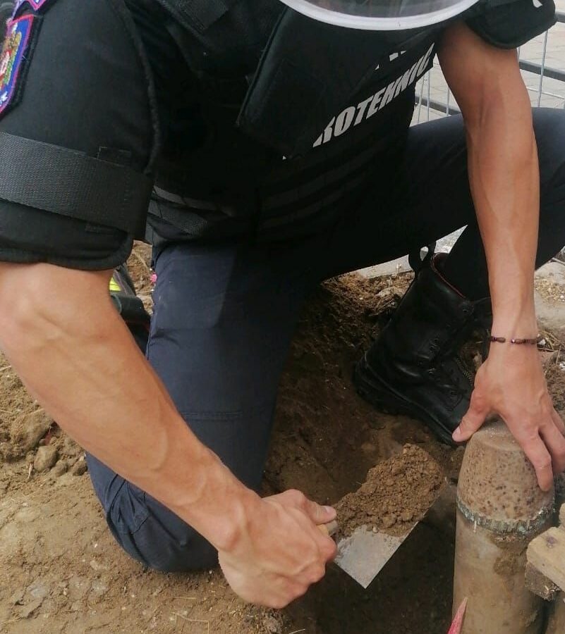 proiectil exploziv de război găsit în curtea unui sibian la gura râului