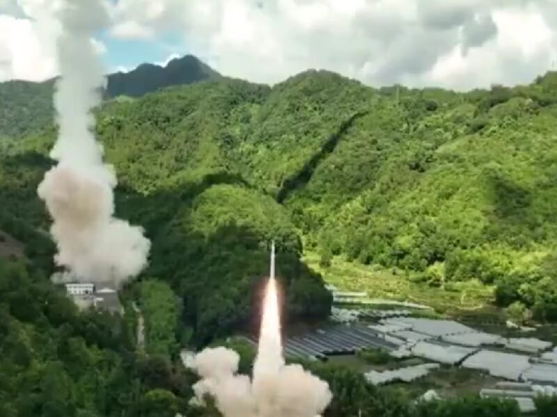 video: taiwanul activează sistemele de apărare, după ce china a lansat rachete care au căzut în apropierea japoniei