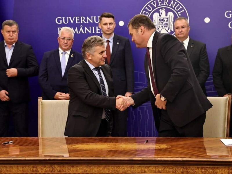 foto semnarea contractului de finanțare pentru o nouă creșă în municipiul mediaș