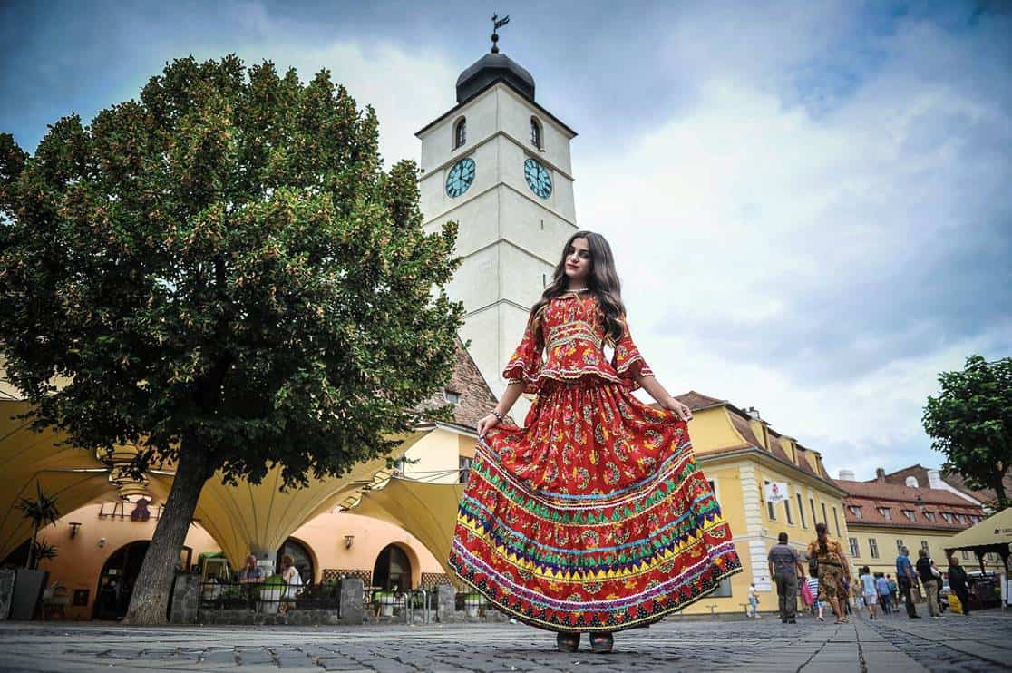 Ultimul weekend din septembrie plin de evenimente la Sibiu - Petrecere la Backyard, 25 de ore de teatru non-stop și festivaluri