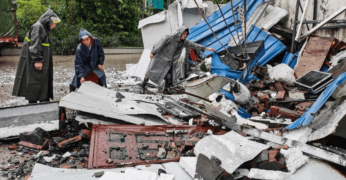 cutremur puternic în china - peste 60 de persoane au murit, iar alte 250 sunt răniți