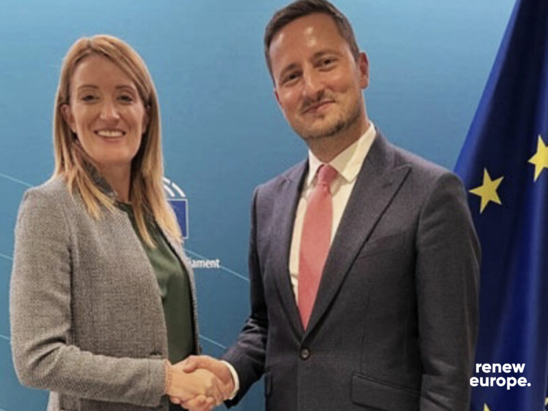 Banii UE pentru anul 2023: Nicu Ștefănuță stabilește pașii următori în negocierea bugetului cu Președinta Parlamentului European, Roberta Metsola