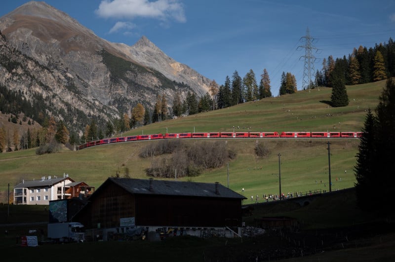 foto cel mai lung tren din lume este construit în elveția – are o lungime de 2 kilometri