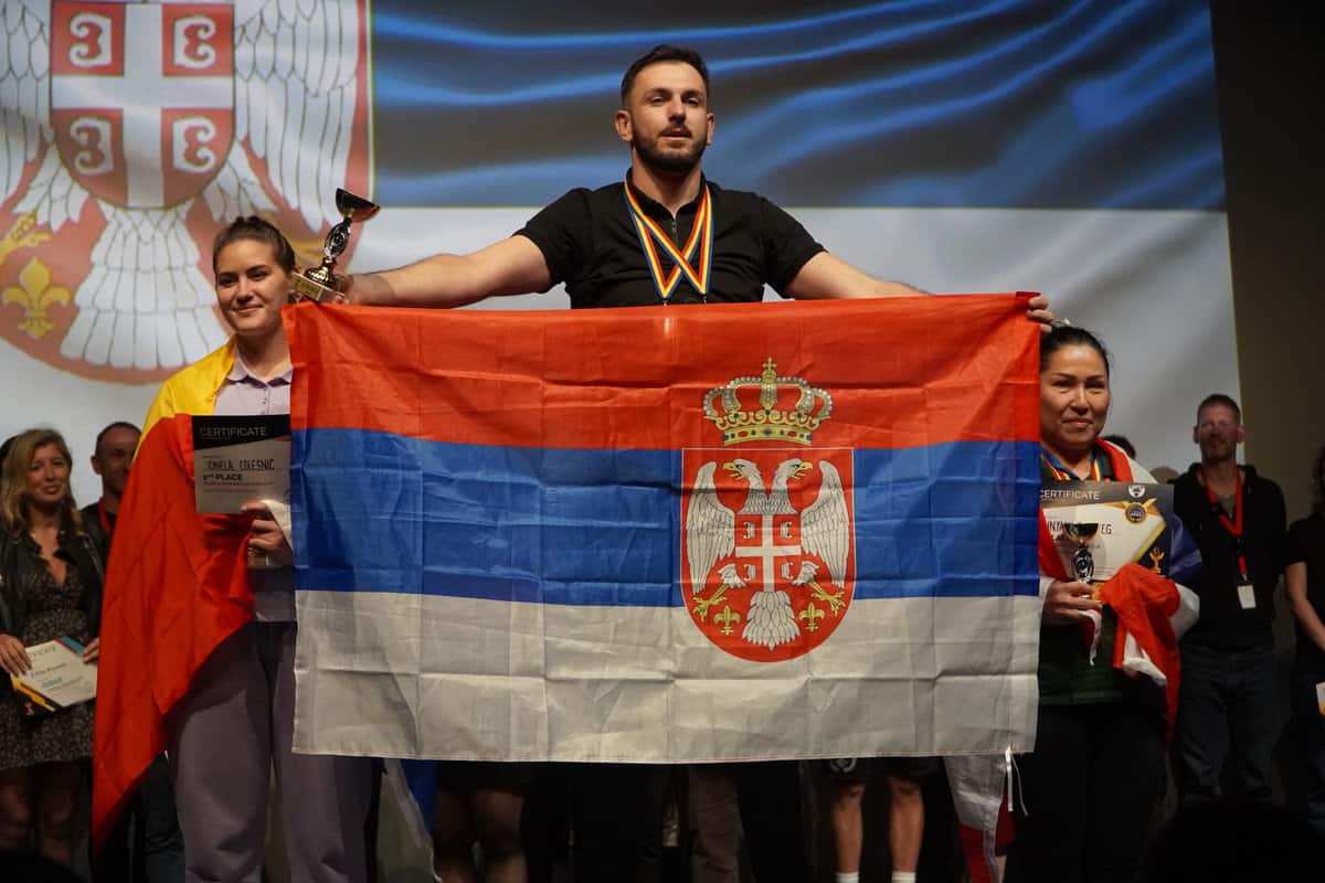 foto cei mai buni maseuri din lume s-au întrecut la sibiu - admir sinanovic din serbia a câştigat competiţia