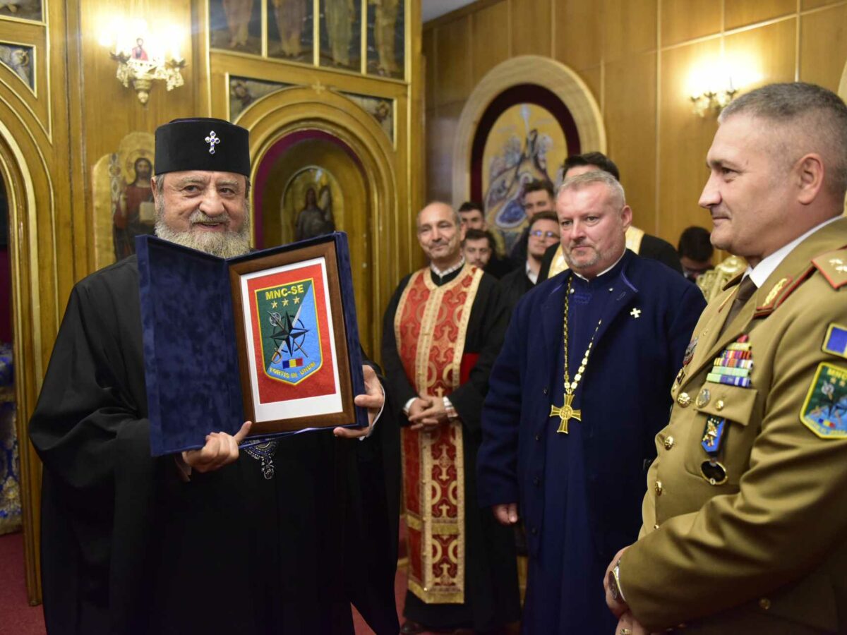 A fost instalat noul preot de la Regimentul Comandamentului NATO din Sibiu