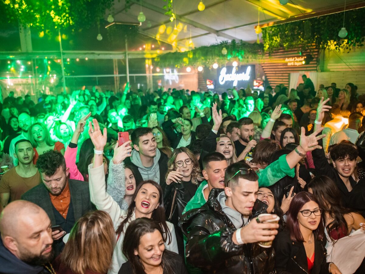 Petrecere de top la Backyard - B.U.G MAFIA concertează la Sibiu după o pauză de trei ani