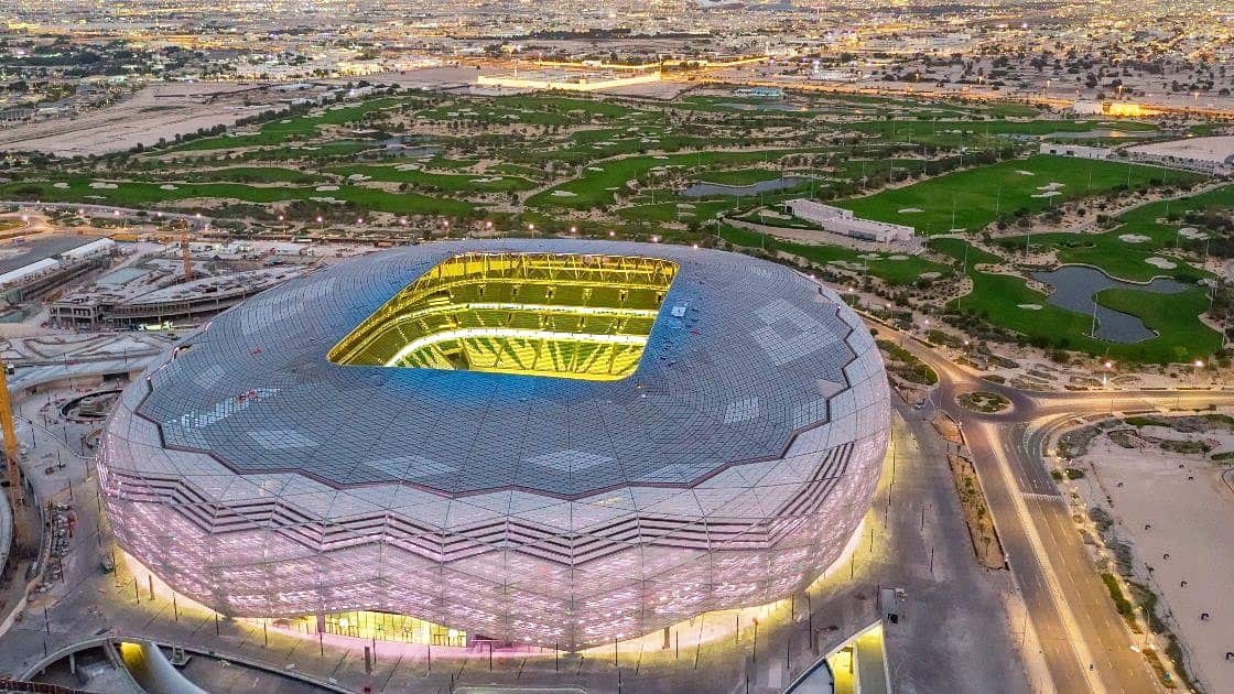 foto - cum arată cele opt stadioane de la cupa mondială din qatar - seamănă cu niște ozn-uri