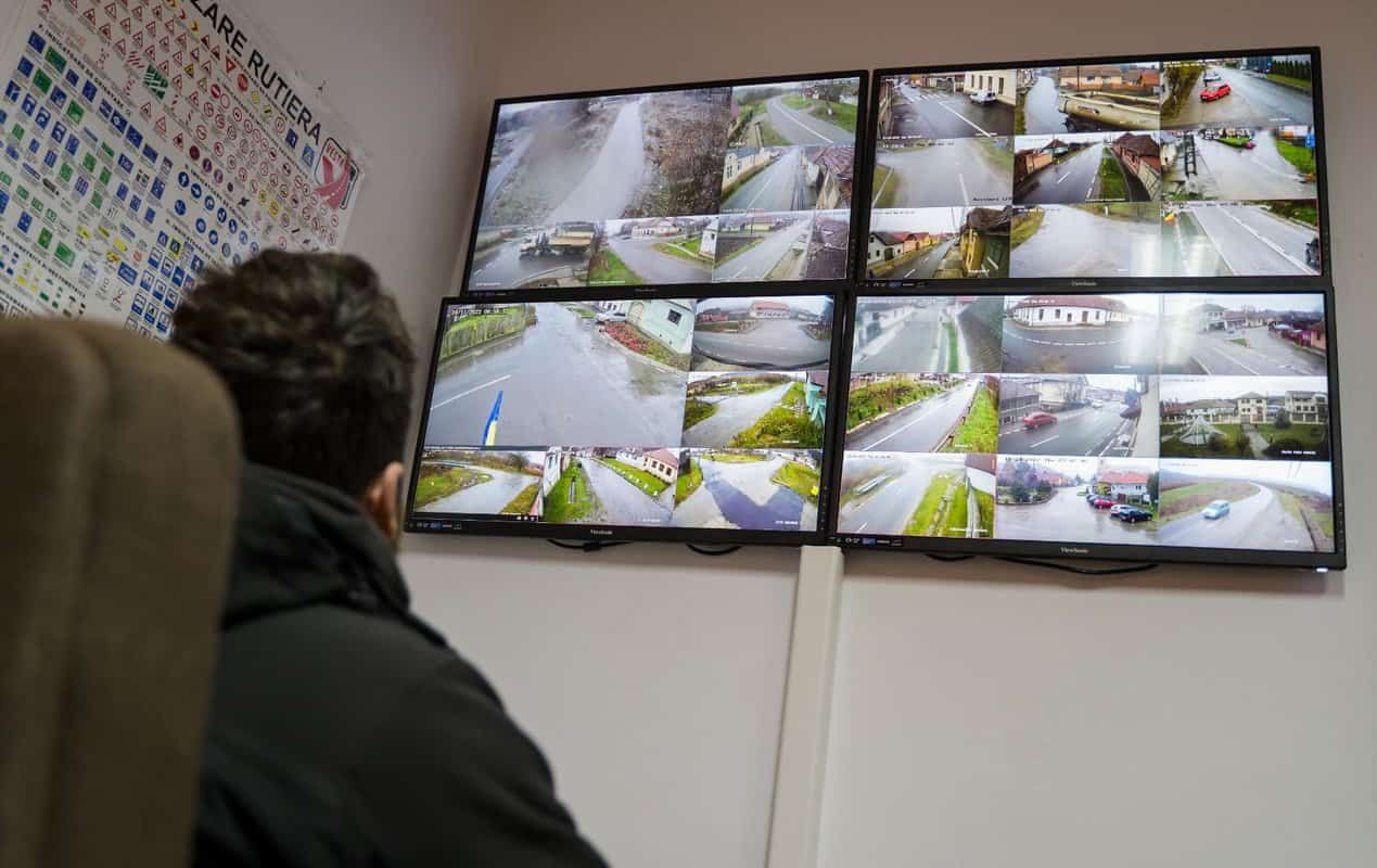 drumurile din județul sibiu monitorizate cu peste 50 de camere video - comandamentul de iarnă vede în direct situația din teren