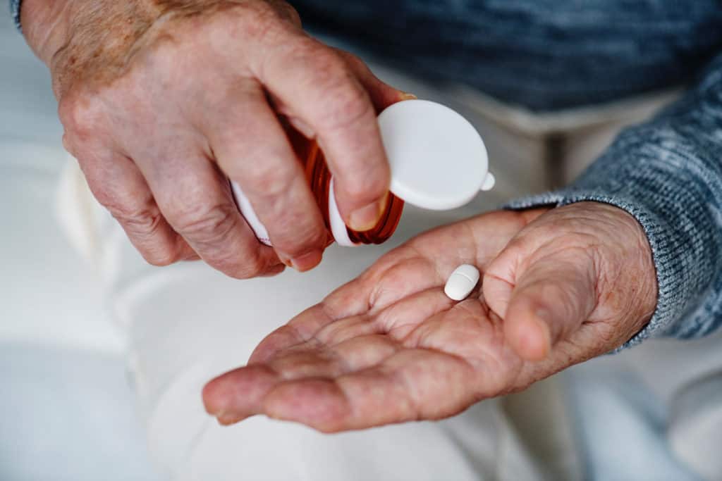 pensionarii cu venituri mici vor beneficia de compensarea cu 90 la suta a medicamentelor