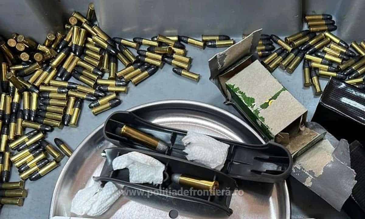 muniție într-un bagaj de cală pe aeroportul din cluj - au fost găsite peste 150 de cartușe