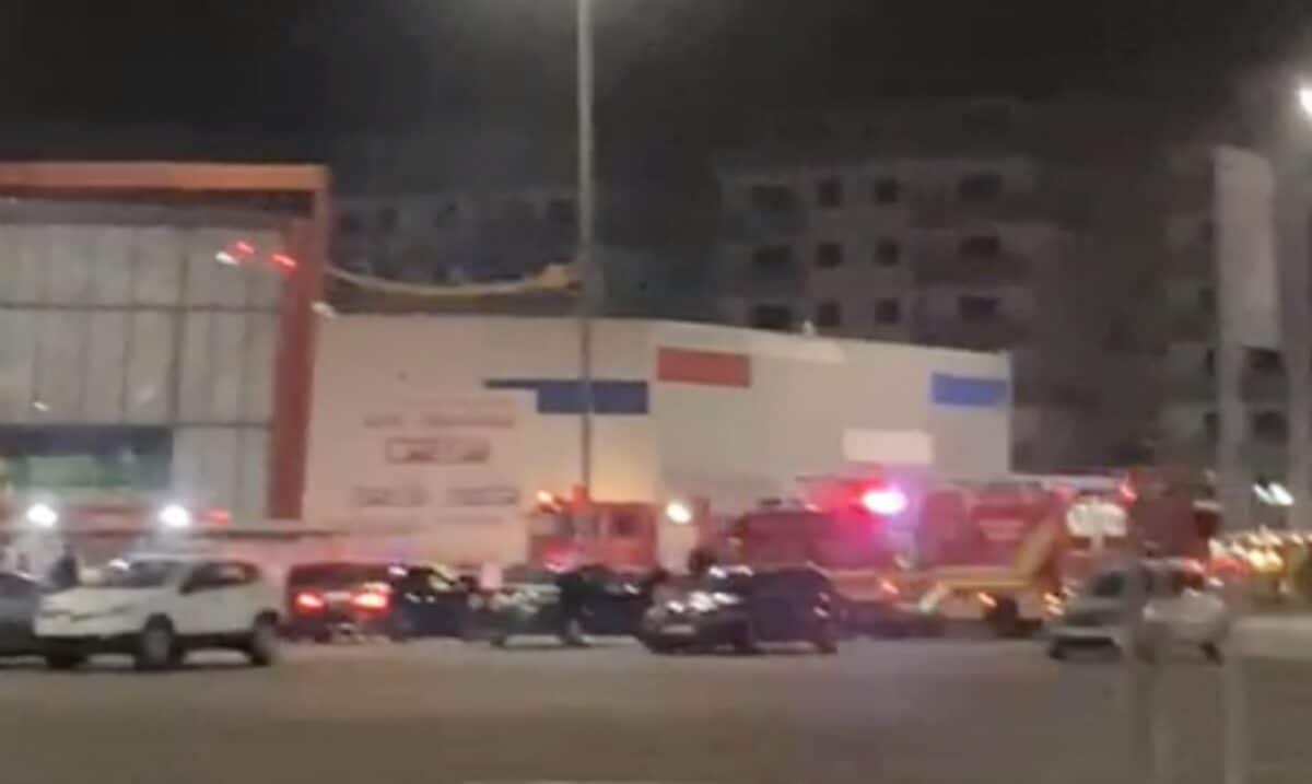 VIDEO: Exercițiu de amploare la Shopping City Sibiu - Pompierii simulează un incendiu