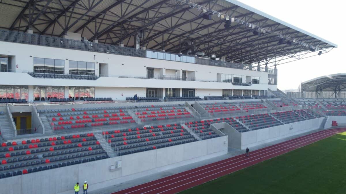 prețurile la biletele fc hermannstadt pe municipal - 50 de lei la tribunele 1 și 2 - abonamente de la 400 la 3.500 de lei