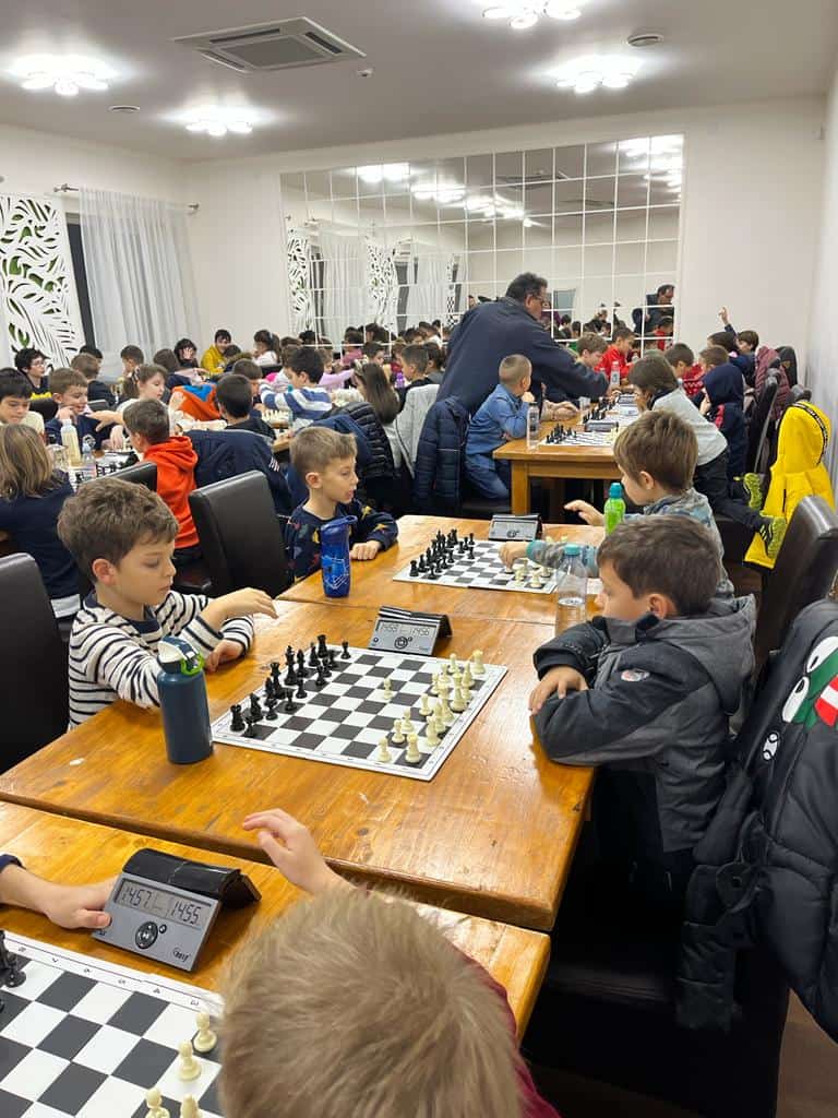 foto premieră la csc șelimbăr - a fost organizată prima competiție de șah - lista câștigătorilor