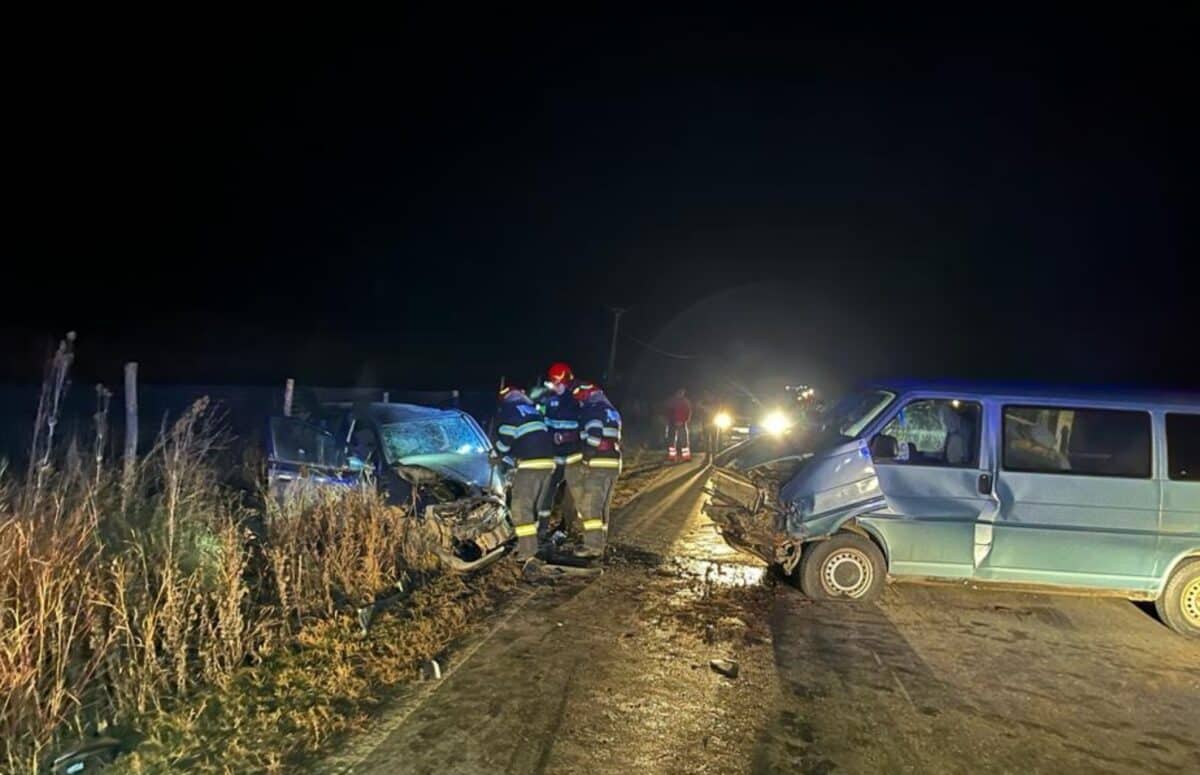 Microbuz implicat într-un accident între Cornățel și Hosman - Soț și soție, duși la spital