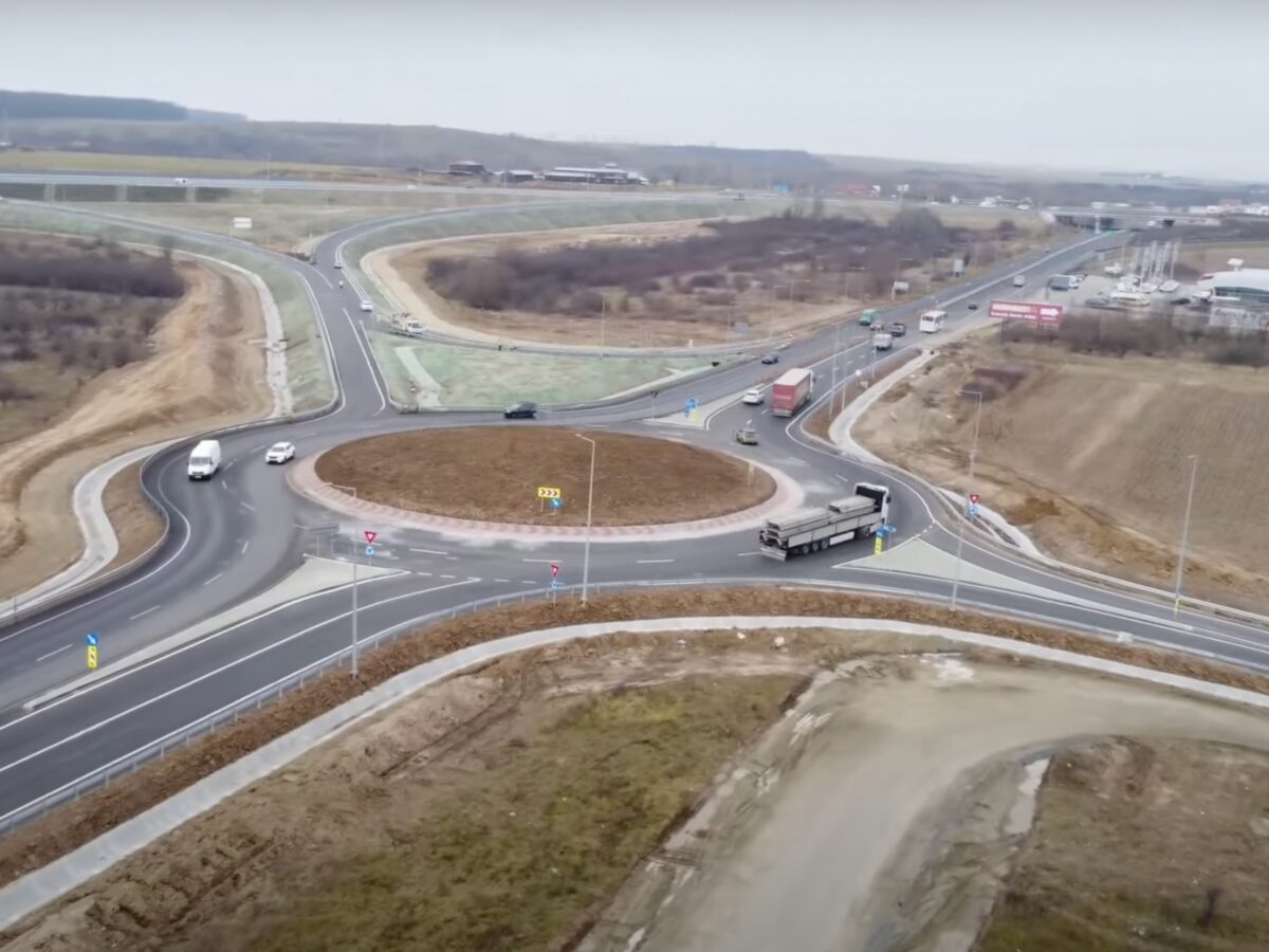 video: nodul rutier de la șelimbăr de pe autostrada sibiu - boița a fost deschis circulației