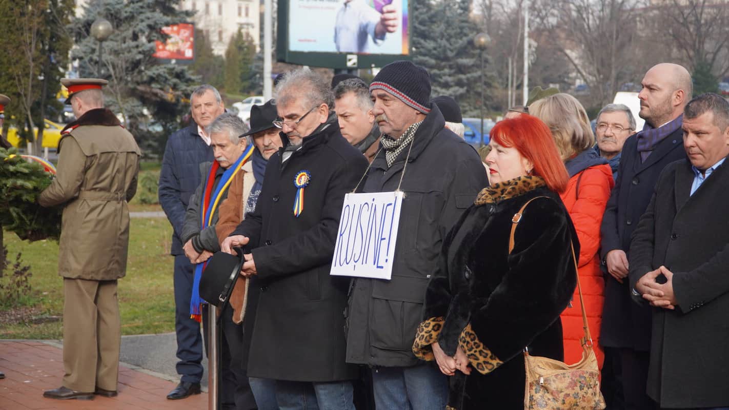 video protest pașnic la depunerea de coroane de la sibiu, la 33 de ani de la revoluție - „am plătit cu sânge acest altar al libertății”