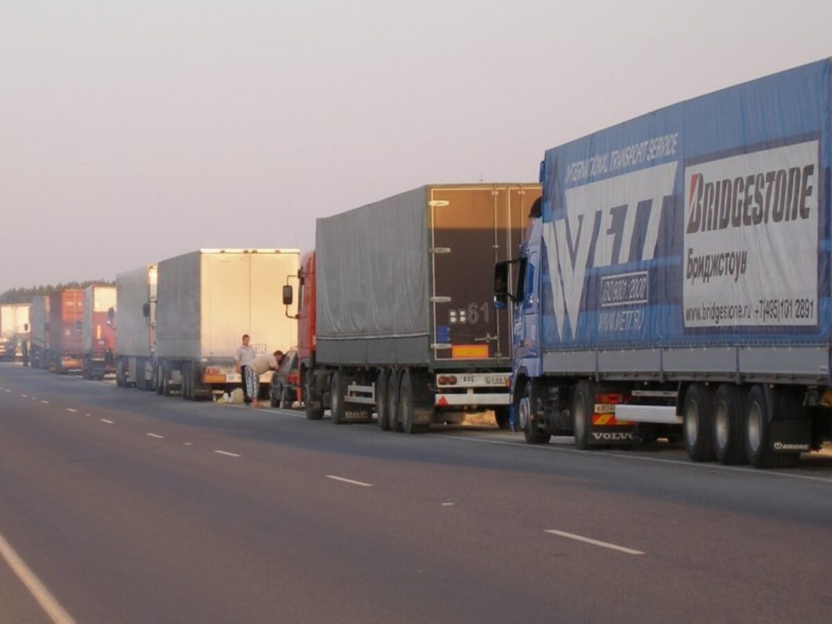 probleme cu ro e-transport: comercianții și transportatorii, blocați la vamă