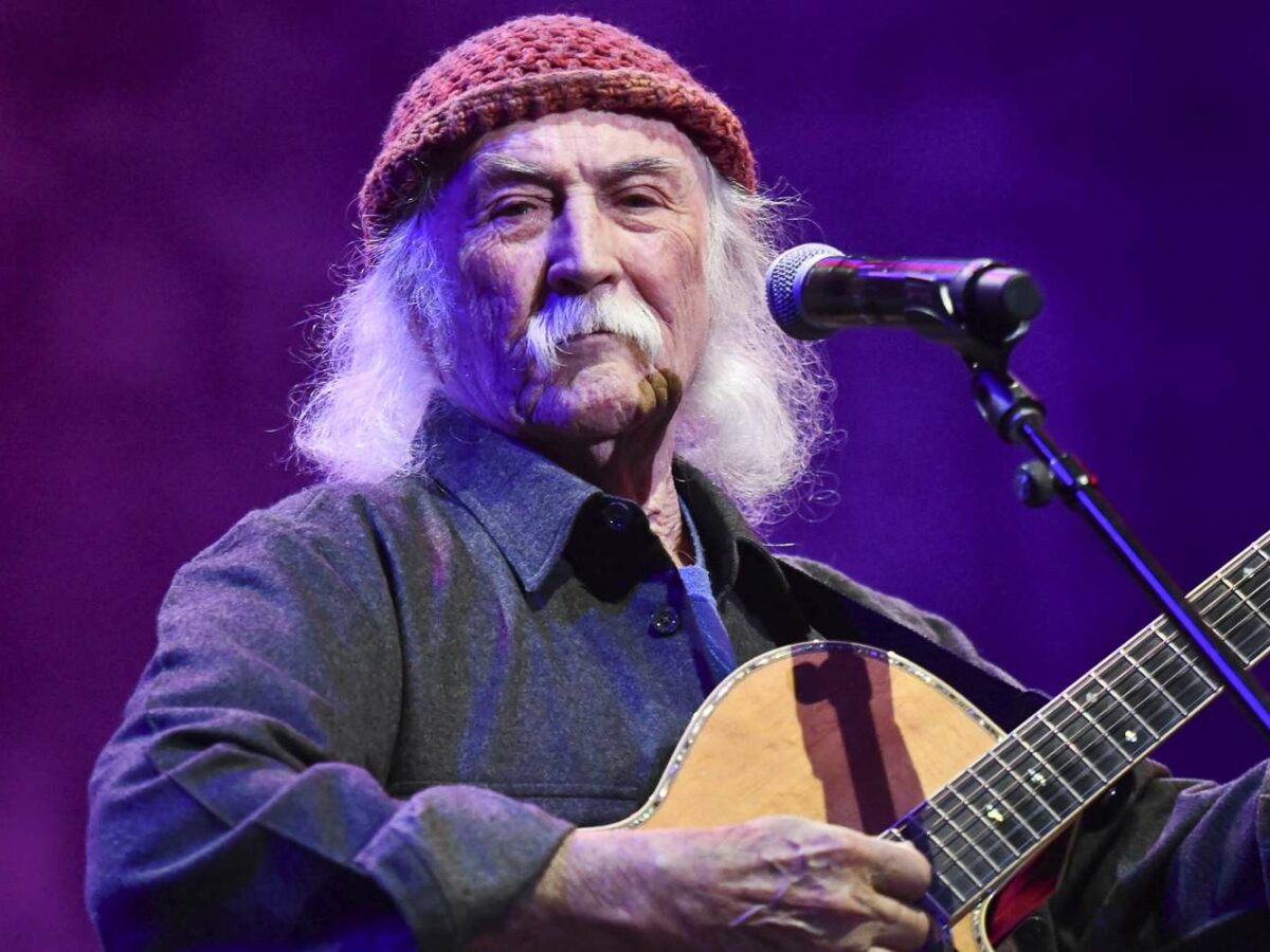 A murit legendarul star rock David Crosby la 81 de ani