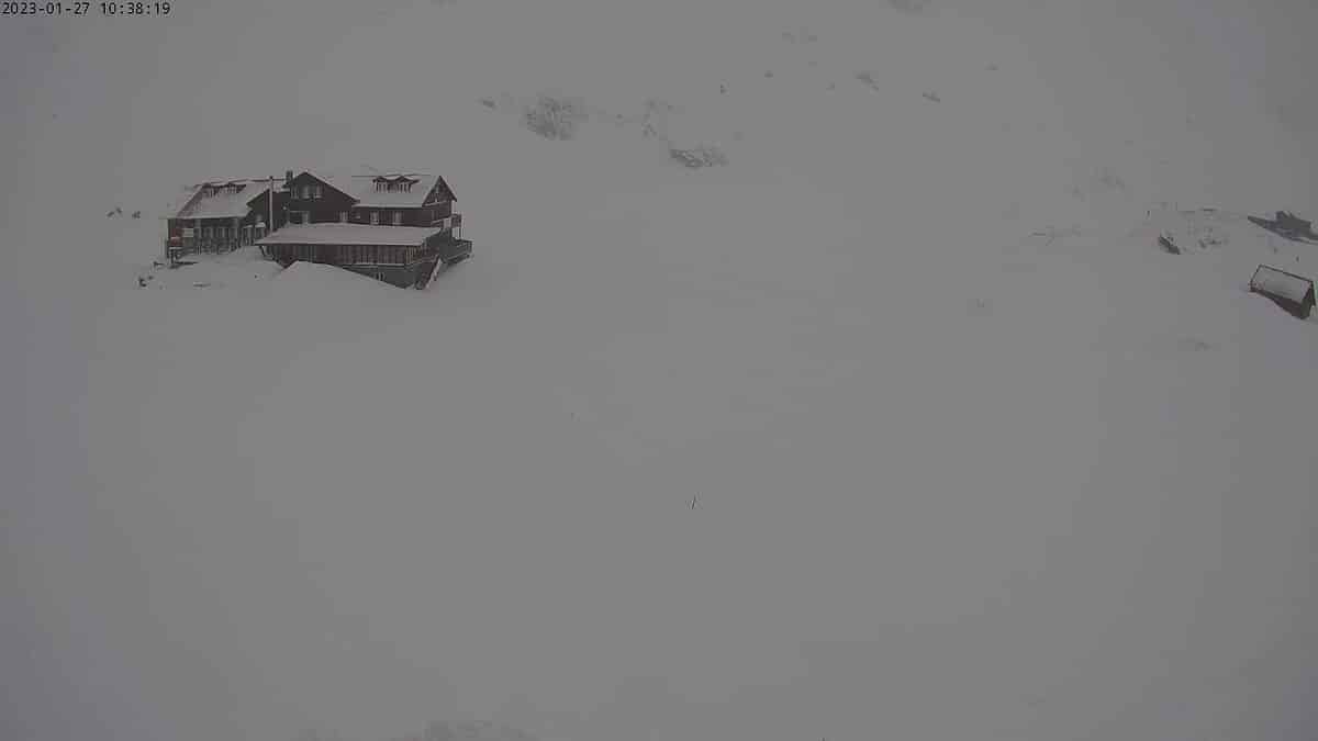 video cod galben de viscol în zona de munte a sibiului - zăpadă de peste un metru jumătate la bâlea lac