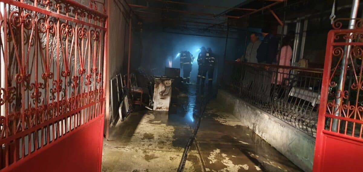 incendiu în agârbiciu - a luat foc un garaj
