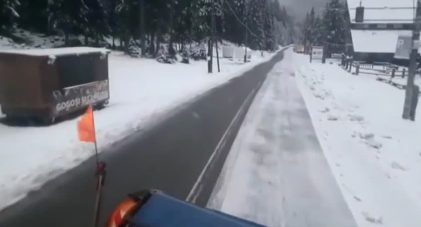 video se circulă în condiții de iarnă la păltiniș și transfăgărășan