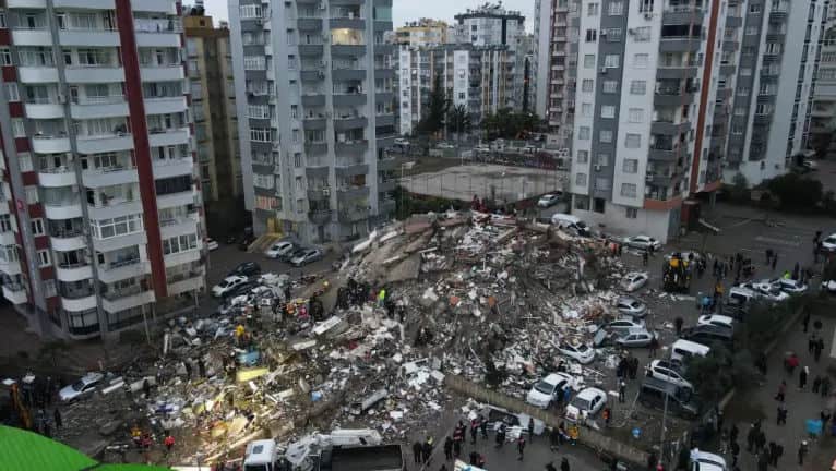 bilanțul cutremurului din turcia – aproape 3.000 de morți după seismul de luni – cutremur de 5,6 marți dimineață în centrul turciei