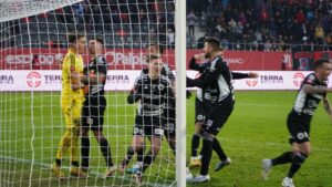 video - fc hermannstadt pierde acasă cu ”u” cluj - sibiul, în comă profundă