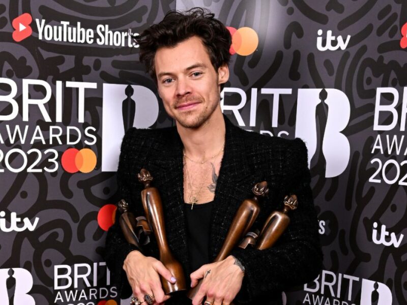 brit awards și-a ales câștigătorii - harry styles a plecat cu patru premii