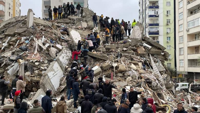 bilanțul morților în urma cutremurului din turcia ar putea ajunge 10.000 potrivit specialiștilor geologi americani