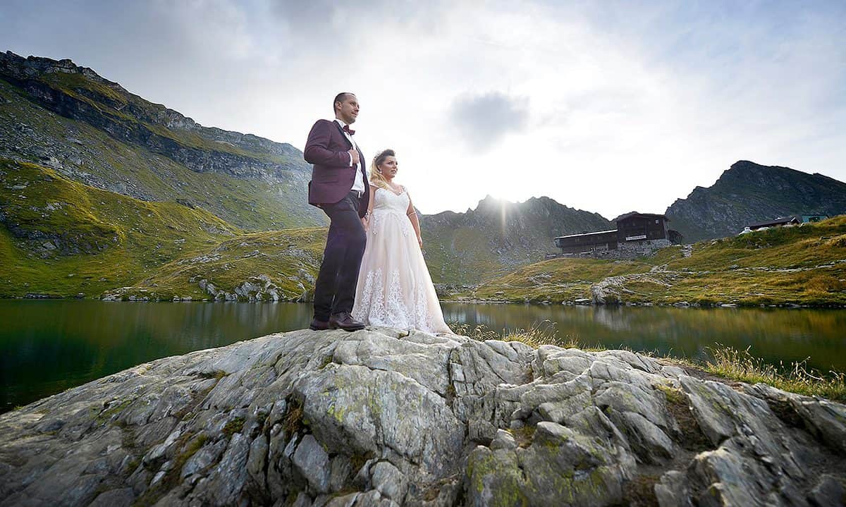 adio nunți clasice – la sibiu se preferă cele în natură sau în hambare