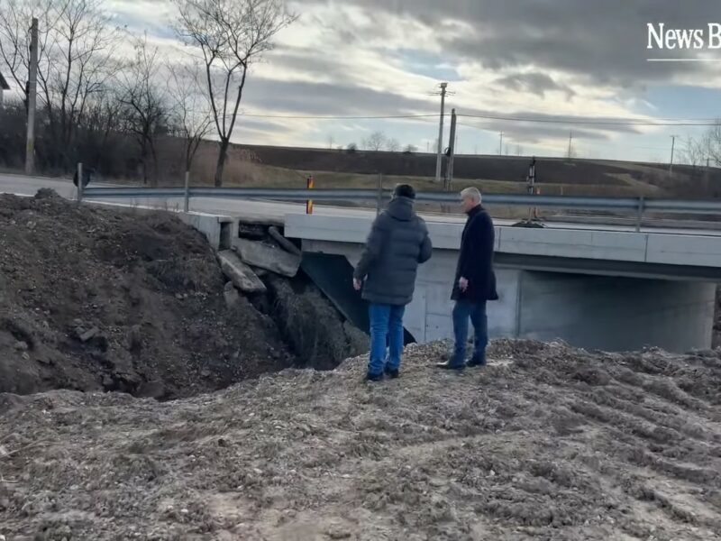 video se întamplă în românia - hoții au furat intr-o noapte un pod format din tuburi de beton