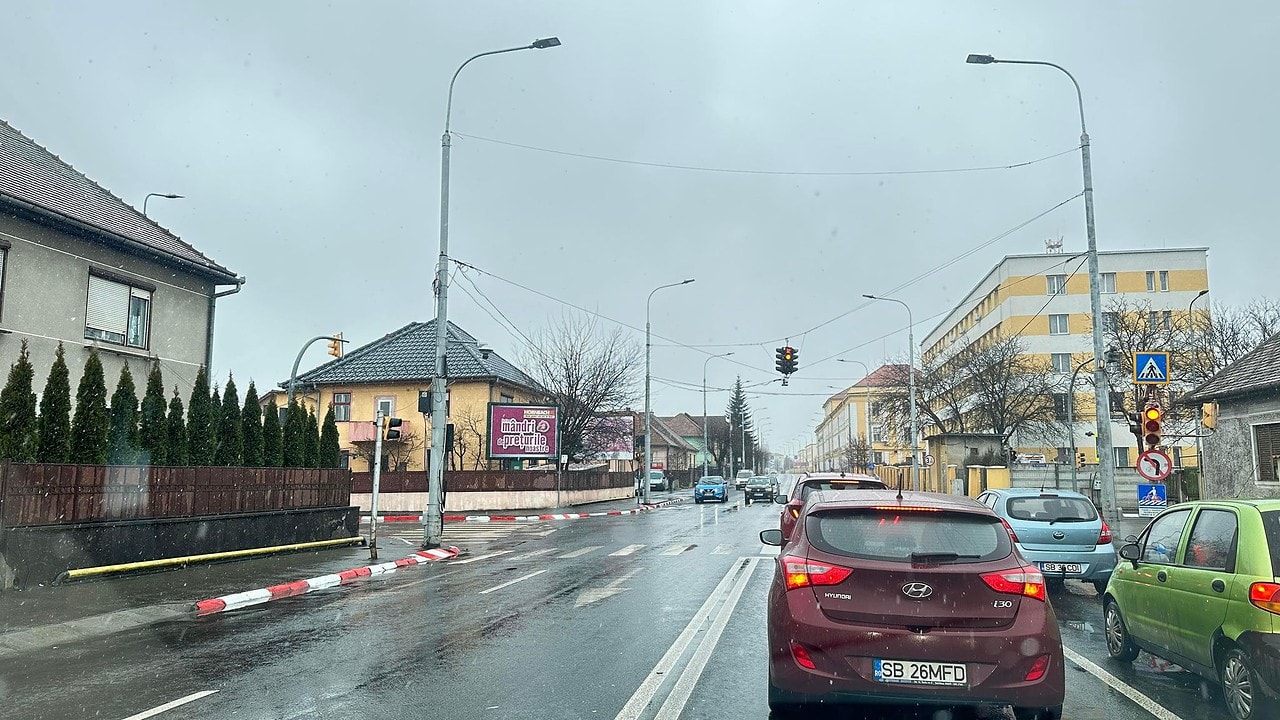 foto lapoviță la sibiu - se circulă în condiții de carosabil umed în județ