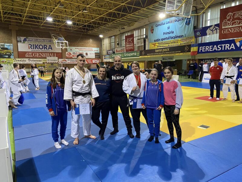 judoka de la csm sibiu, comportare bună la campionatul național - roxana vișa și david talpoș au luat medalii