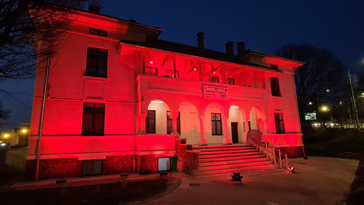 patru clădiri ale consiliului județean vor fi ilumintate în roșu de ziua mondială a tuberculozei