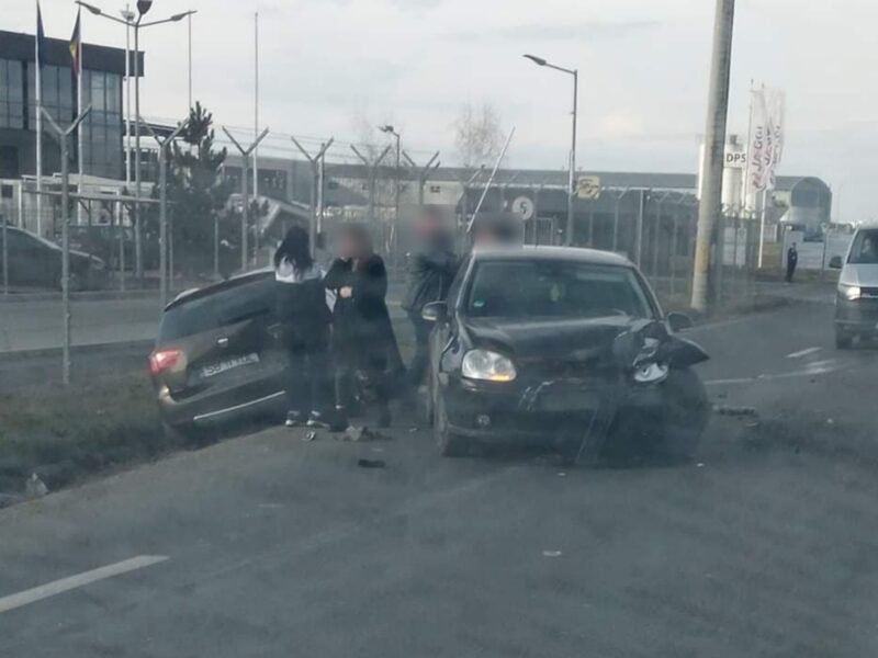 accident pe strada salzburg în sibiu - printre victime, doi copii de 2 și 4 ani