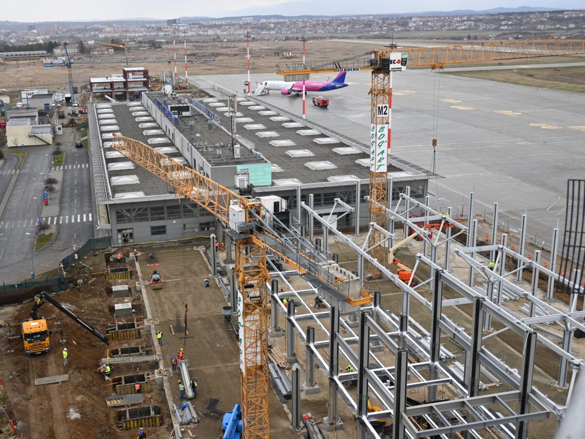 foto lucrările la aeroportul internațional sibiu avansează rapid - noul terminal costă aproape 300 milioane lei