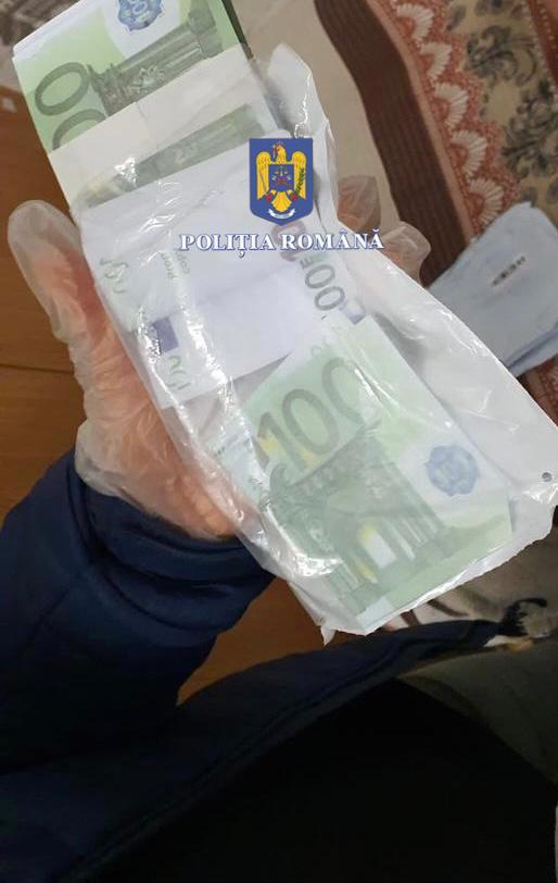 bani falși folosiți în sibiu și alte județe din țară - anchetatorii au ridicat aproximativ 155.000 de euro