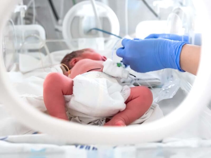 ghid pentru părinți pe site-ul spitalului județean sibiu - îngrijirea nou-născuților, de la bucurie la provocare și responsabilitate