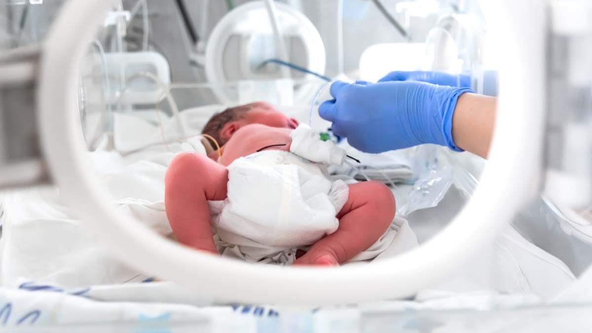 ghid pentru părinți pe site-ul spitalului județean sibiu - îngrijirea nou-născuților, de la bucurie la provocare și responsabilitate