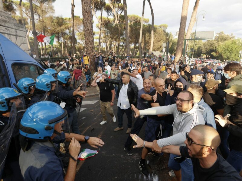 grevă în italia - protestul afectează mijloacele de transport